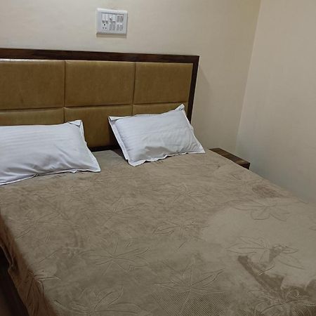 Divine Residency Hotel นาวีมุมไบ ภายนอก รูปภาพ