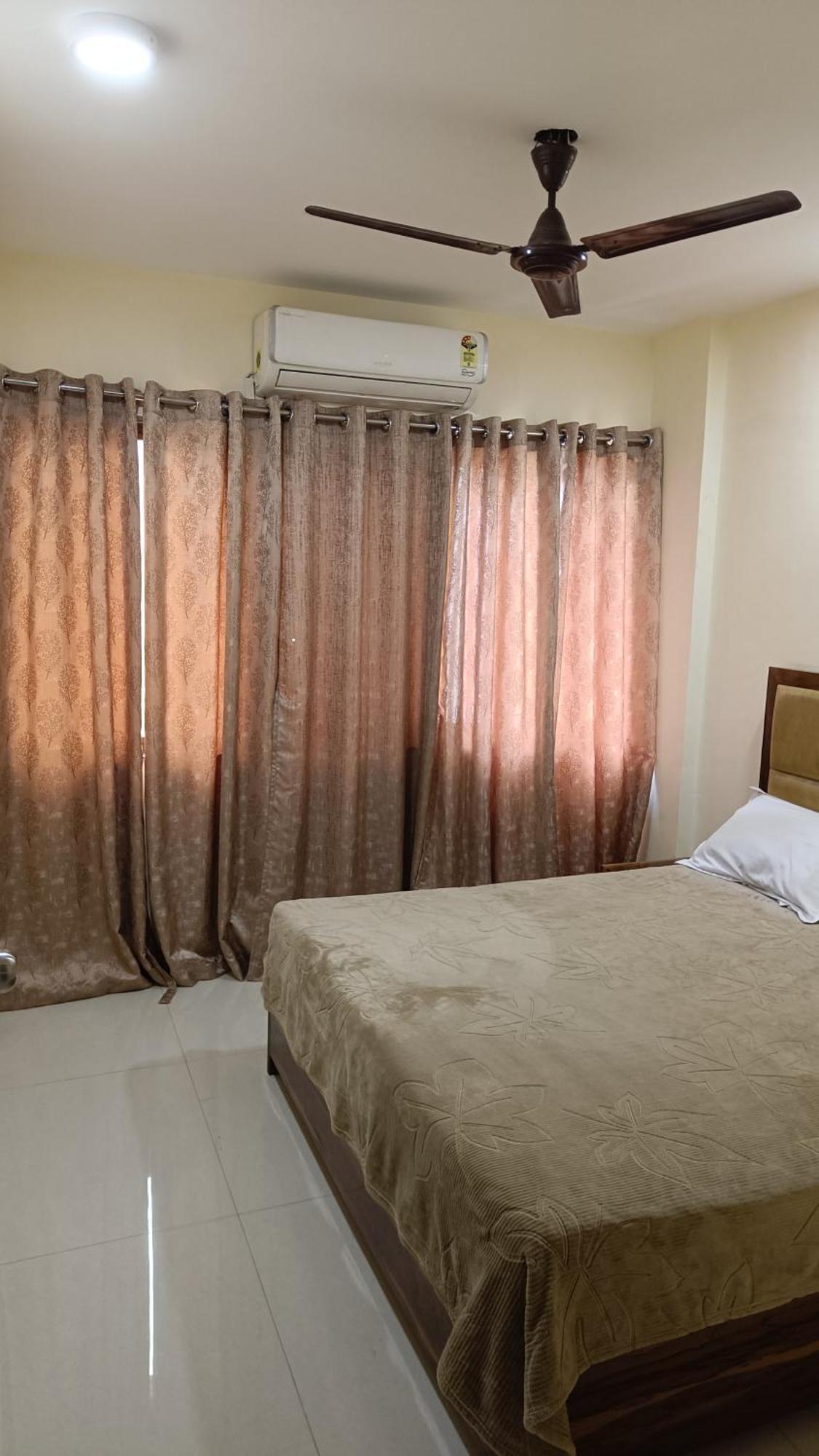 Divine Residency Hotel นาวีมุมไบ ภายนอก รูปภาพ