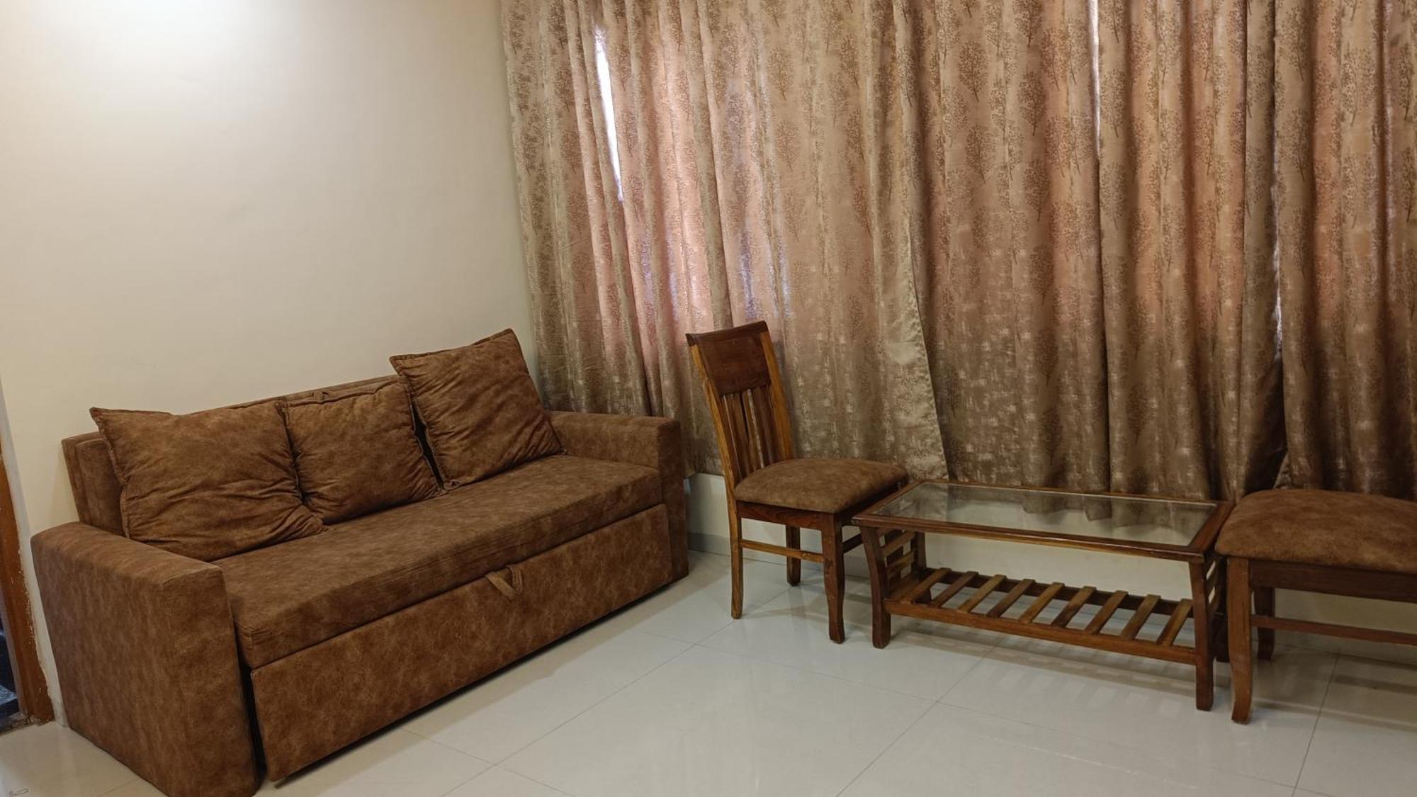 Divine Residency Hotel นาวีมุมไบ ภายนอก รูปภาพ